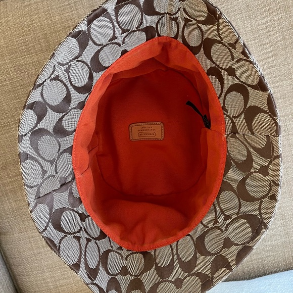 Coach Bucket Hat - Picture 3 of 5